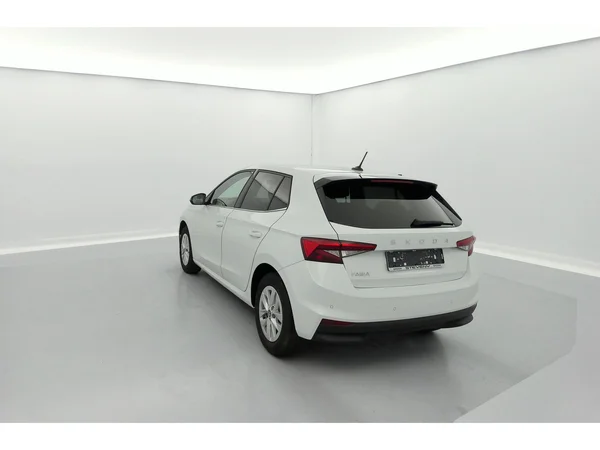 SKODA Fabia (2025) — foto 2 van 36
