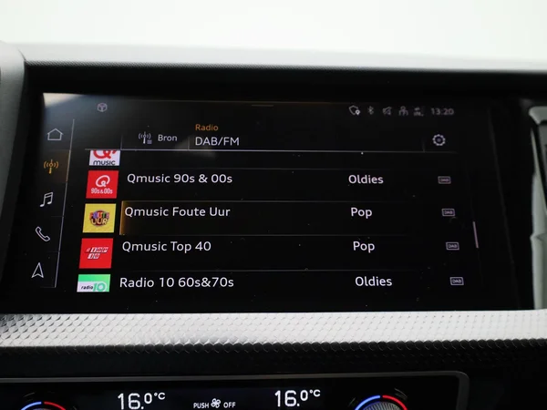 Audi A1 Sportback (2023) — foto 13 van 41