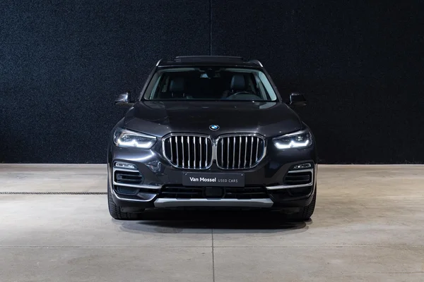 BMW X5 (2021) — foto 12 van 43