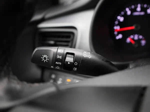 Kia Stonic (2022) — foto 13 van 34