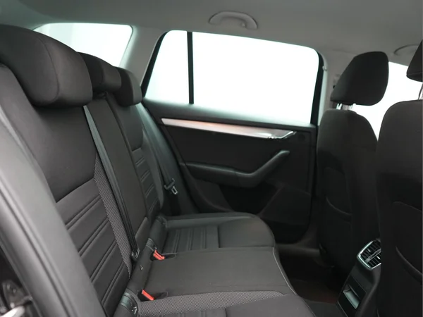 SKODA Octavia Combi (2020) — foto 15 van 38