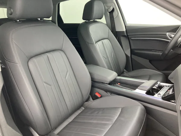 AUDI e-tron (2021) — foto 14 van 30