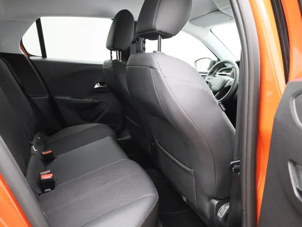 Opel Corsa-e (2023) — foto 37 van 48