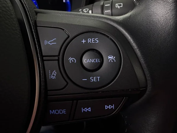 TOYOTA Corolla (2022) — foto 8 van 28