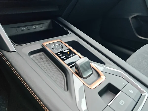 CUPRA Leon SW (2026) — foto 16 van 21