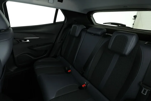 Peugeot 2008 (2008) — foto 5 van 16