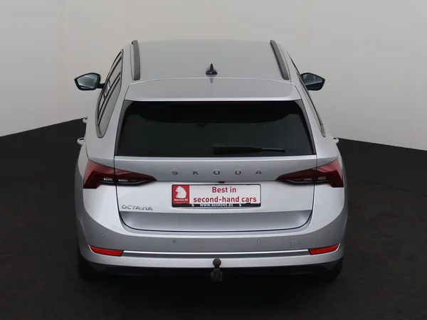 SKODA Octavia (2022) — foto 29 van 32