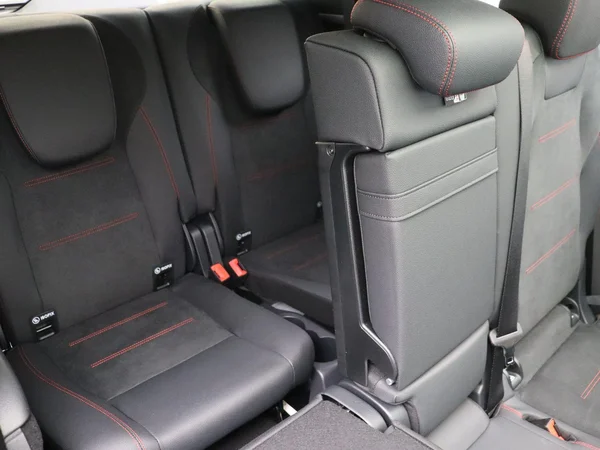 Mercedes-Benz EQB (2026) — foto 17 van 29