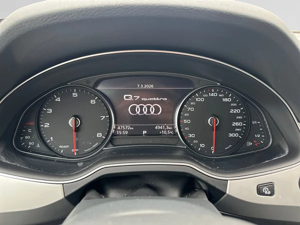 AUDI Q7 (2016) — foto 21 van 24
