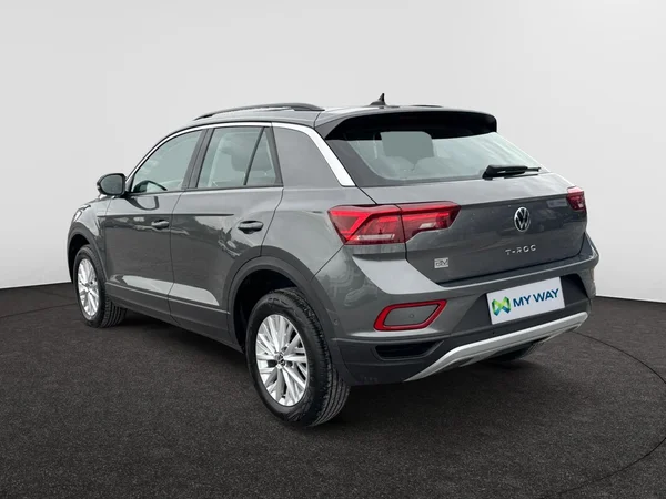 VOLKSWAGEN T-Roc (2023) — foto 9 van 16