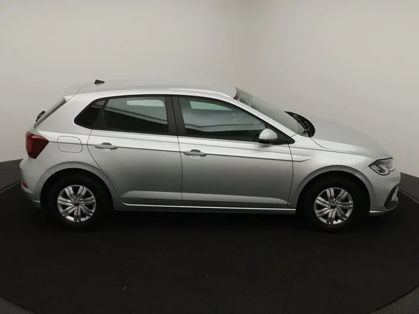 Volkswagen Polo (2023) — foto 23 van 28