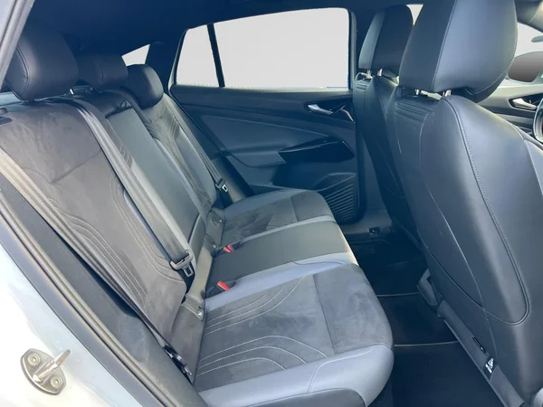 VOLKSWAGEN ID.5 (2024) — foto 4 van 18