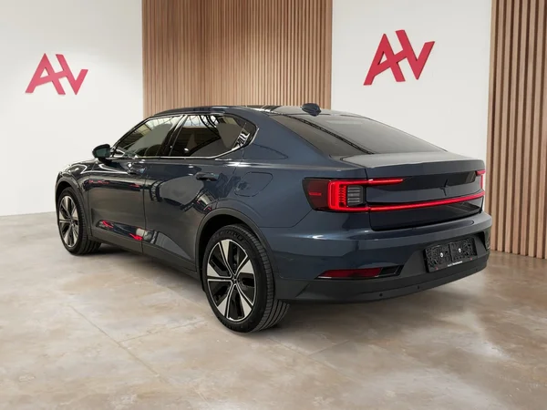 Polestar 2 (2024) — foto 30 van 30