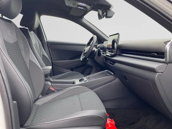 VOLKSWAGEN T-Roc (2025) — foto 6 van 18