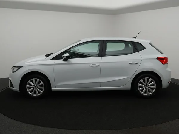 SEAT Ibiza 5P/D (2022) — foto 25 van 29