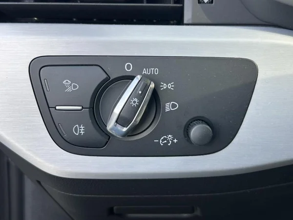AUDI A4 Avant Dsl (2023) — foto 33 van 42