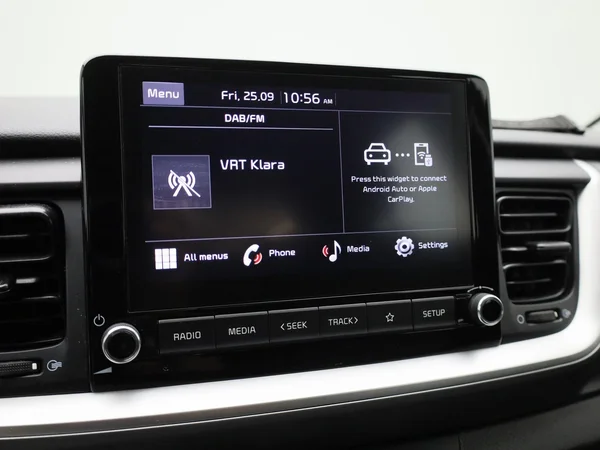 Kia Stonic (2022) — foto 15 van 34
