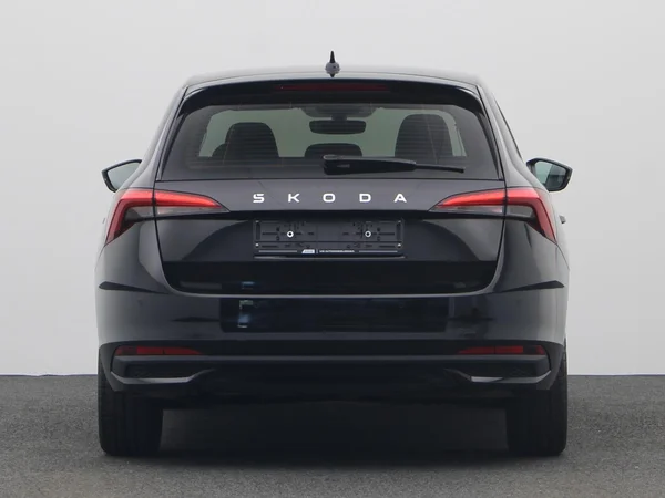 SKODA Scala (2024) — foto 14 van 17