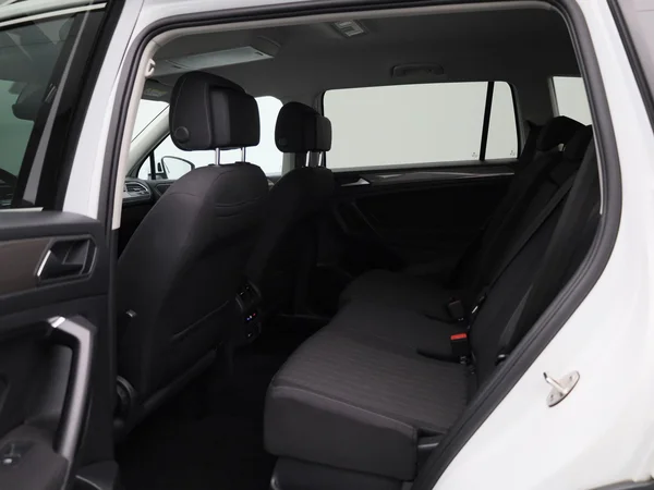 Volkswagen Tiguan (2022) — foto 4 van 45