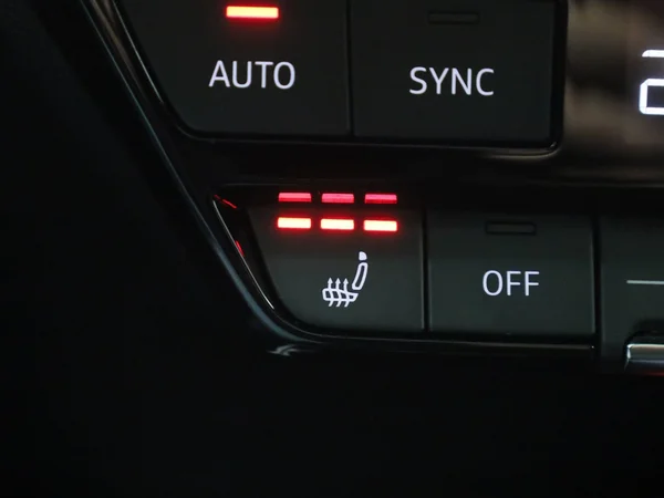 Audi Q4 e-tron (2021) — foto 30 van 48