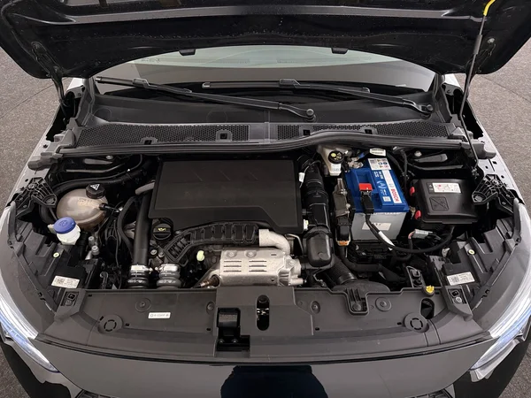 OPEL Corsa (2023) — foto 6 van 28