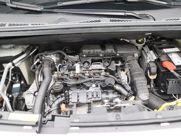 Fiat Doblò (2023) — foto 31 van 39