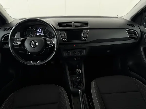 SKODA Fabia (2021) — foto 25 van 25