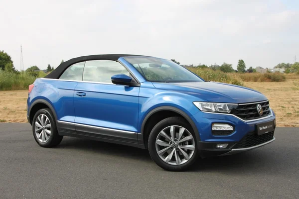 Volkswagen T-Roc (2021) — foto 34 van 39
