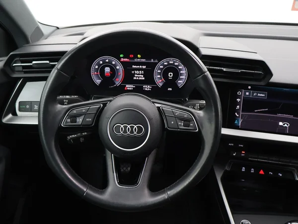 AUDI A3 Sportback (2021) — foto 9 van 28