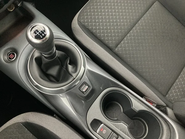 NISSAN Juke (2022) — foto 10 van 27