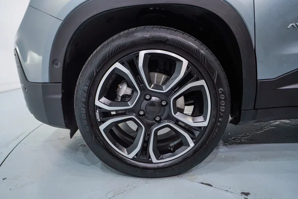 Jeep E-Avenger (2024) — foto 2 van 74