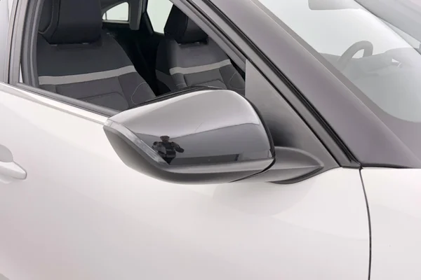 Citroen C4 (2023) — foto 29 van 39