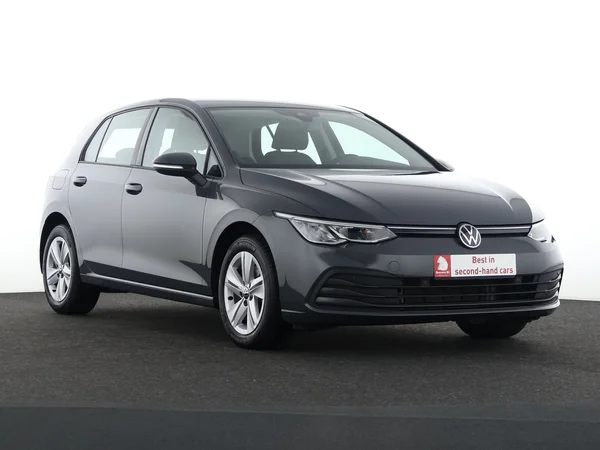 VOLKSWAGEN Golf (2024) — foto 23 van 28