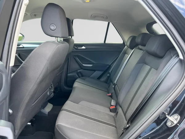 VOLKSWAGEN T-Roc (2022) — foto 10 van 24