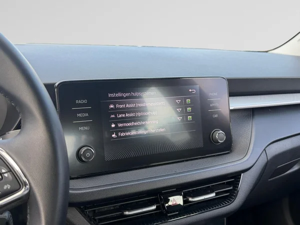 SKODA Fabia (2024) — foto 8 van 19