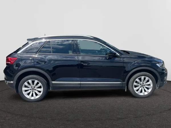 VOLKSWAGEN T-Roc (2021) — foto 18 van 21