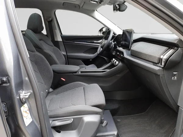 SKODA Kodiaq (2024) — foto 18 van 23