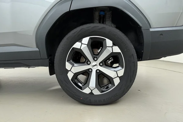 Dacia Bigster Hybrid (2026) — foto 13 van 16
