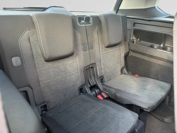 VOLKSWAGEN Touran (2026) — foto 10 van 24