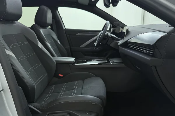 Opel Astra Sports Tourer (2025) — foto 19 van 21