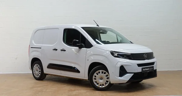 Opel Combo (2025) — foto 12 van 25