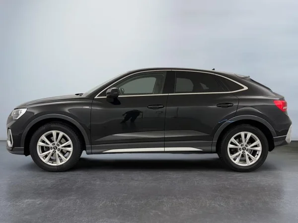 AUDI Q3 Sportback Dsl (2021) — foto 27 van 29
