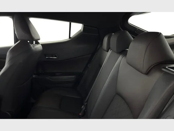 Toyota C-HR (2019) — foto 6 van 15