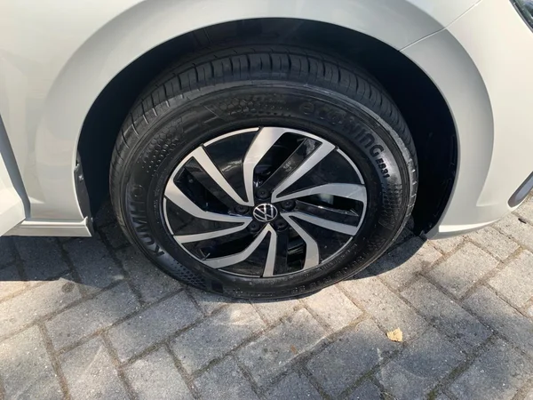 VOLKSWAGEN Polo (2026) — foto 10 van 18