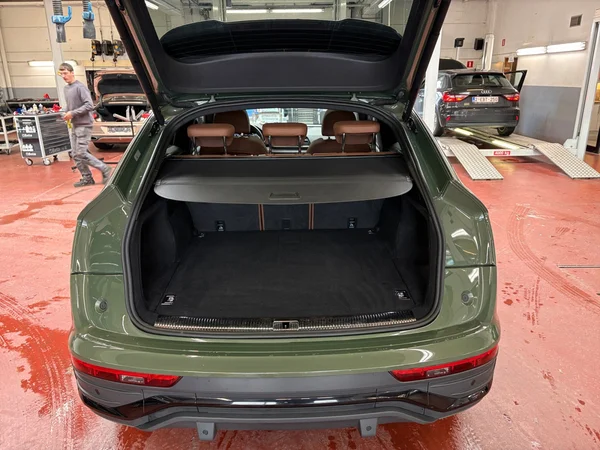 AUDI Q5 Sportback PHEV (2023) — foto 22 van 22