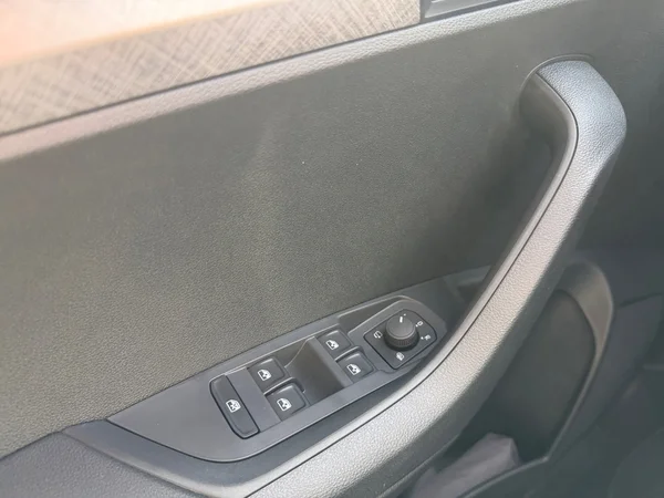 SKODA Karoq (2026) — foto 7 van 20