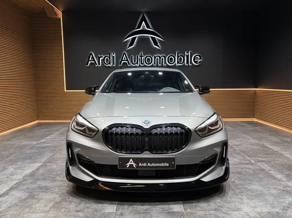 Bmw 118 (2024) — foto 12 van 28
