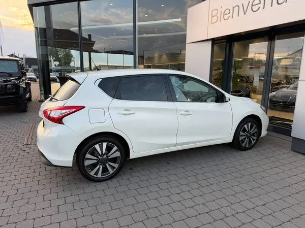 Nissan Pulsar (2017) — foto 11 van 20