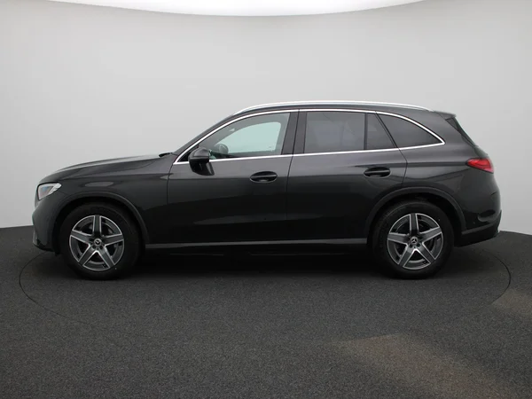 Mercedes-Benz GLC (2025) — foto 34 van 49