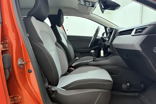 Renault Clio V Phase II (2024) — foto 15 van 17